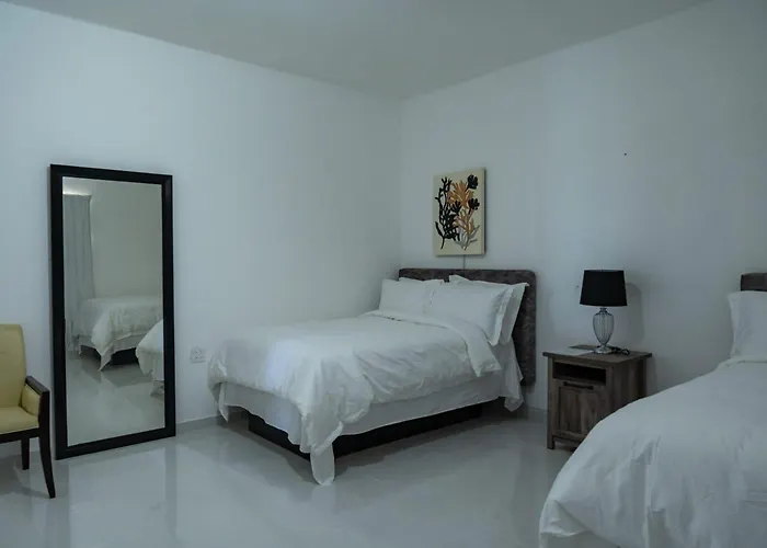 Emotions By Ironshore Ltd Maison d'hôtes *